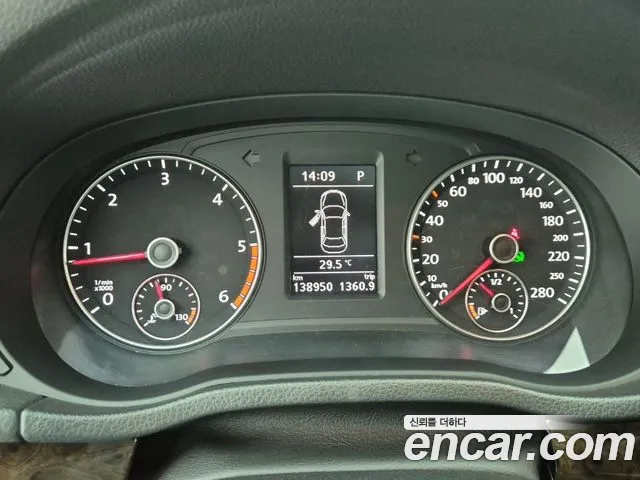 Volkswagen Passat — интерьер