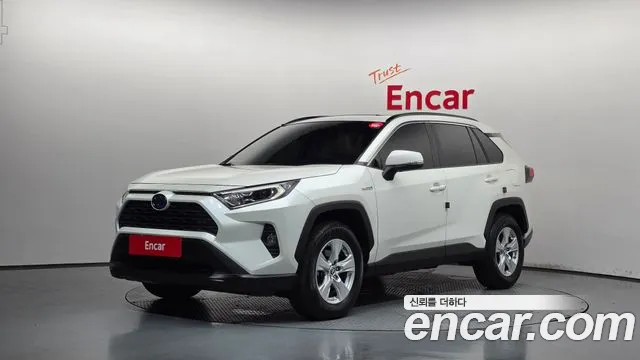 Toyota RAV4 — экстерьер