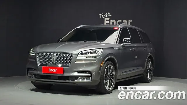 Lincoln Aviator — экстерьер