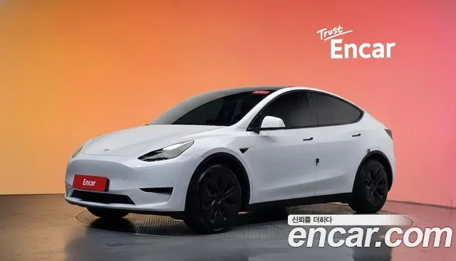 Tesla Model Y — экстерьер