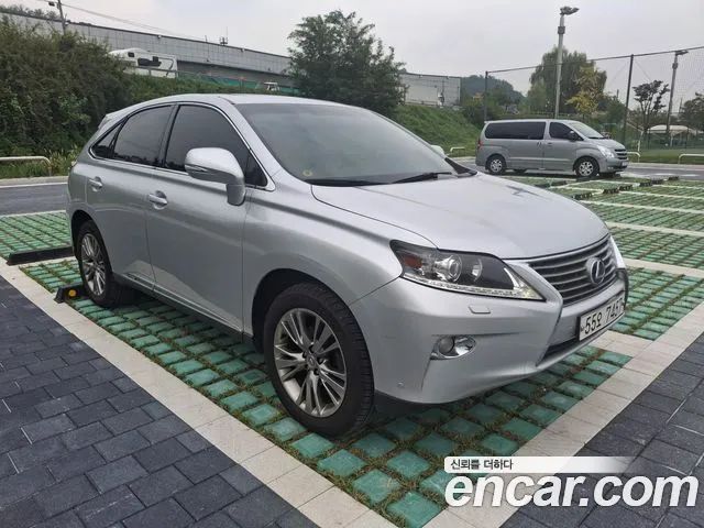 Lexus RX — экстерьер