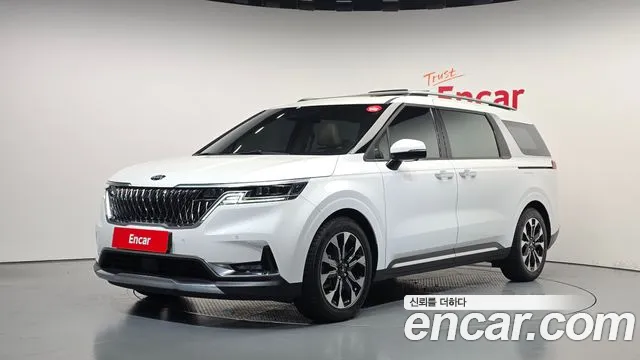 Kia Carnival — экстерьер