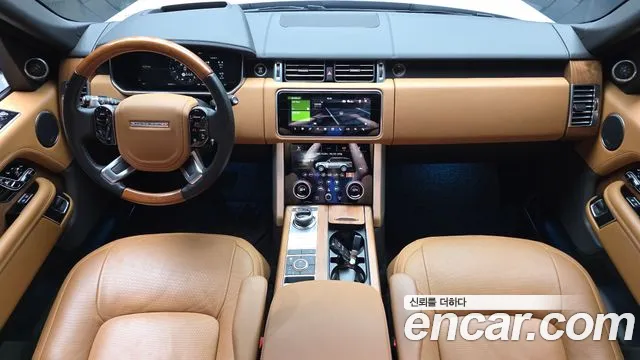 Land Rover Range Rover — интерьер