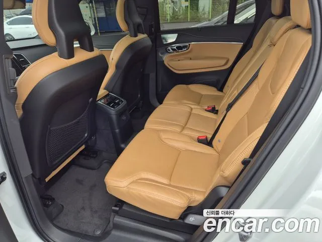 Volvo XC90 — интерьер