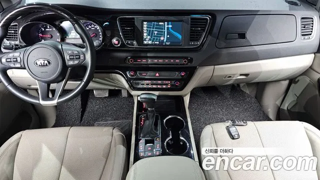 Kia Carnival — интерьер