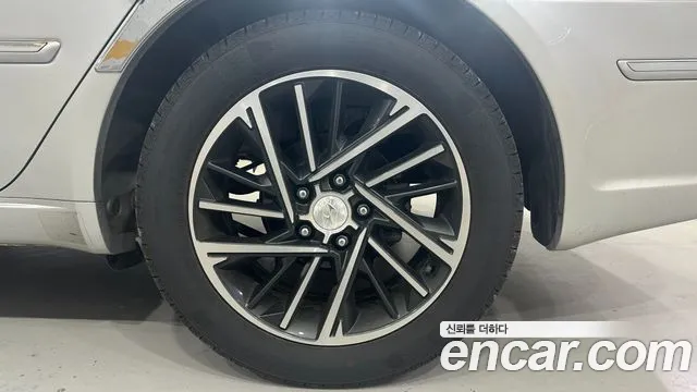 Hyundai Sonata — интерьер