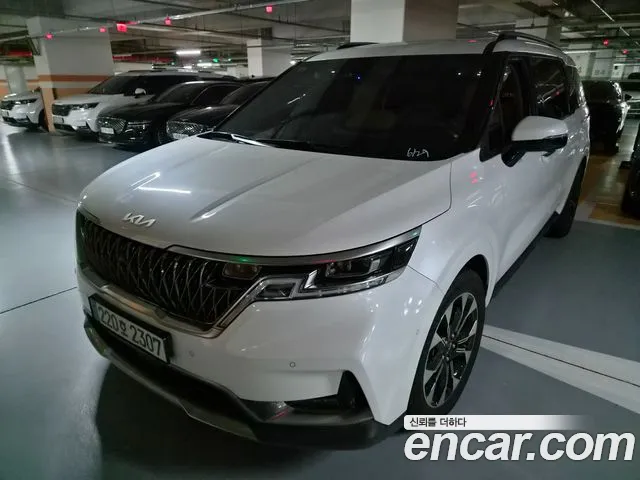 Kia Carnival — экстерьер