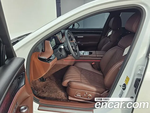 Genesis G90 — интерьер