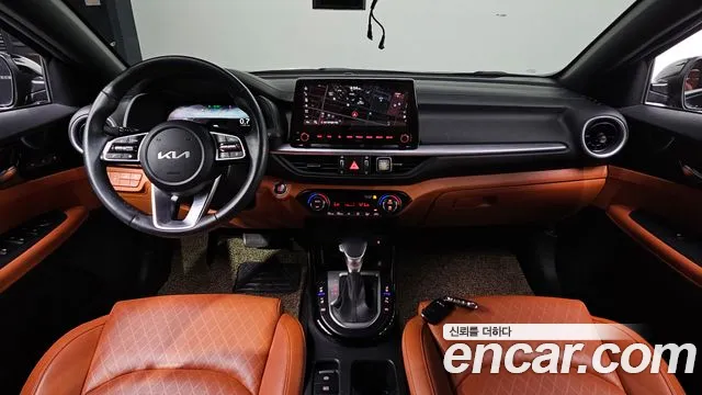 Kia K3 — интерьер