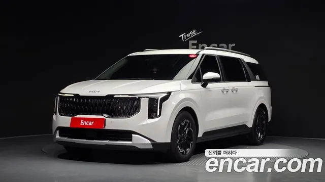 Kia Carnival — экстерьер