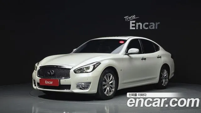 Infiniti Q70 — экстерьер