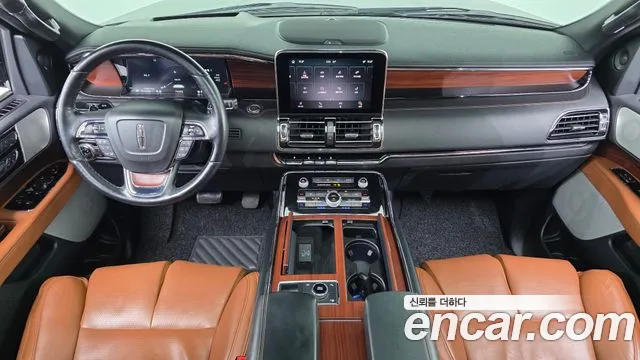 Lincoln Navigator — интерьер