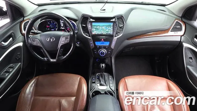 Hyundai Santa Fe — интерьер