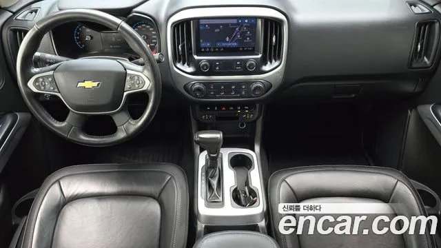 Chevrolet Korea Colorado — интерьер