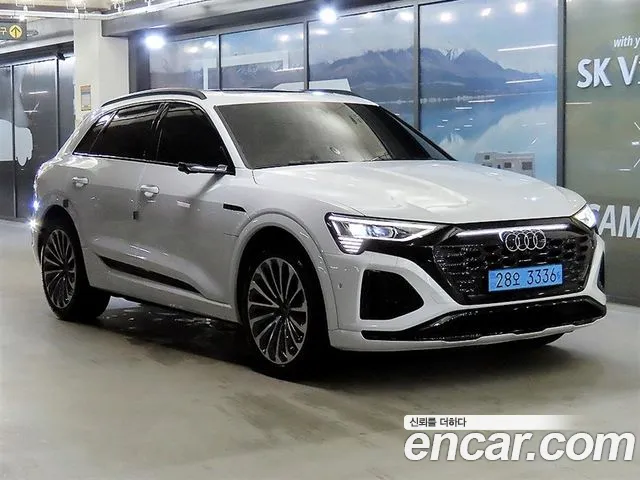 Audi Q8 e-tron