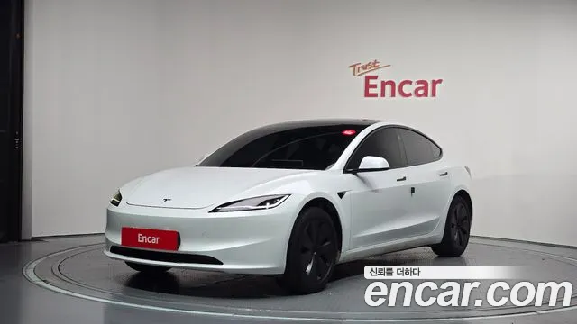 Tesla Model 3 — экстерьер