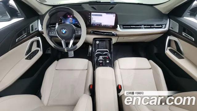 BMW X1 — интерьер