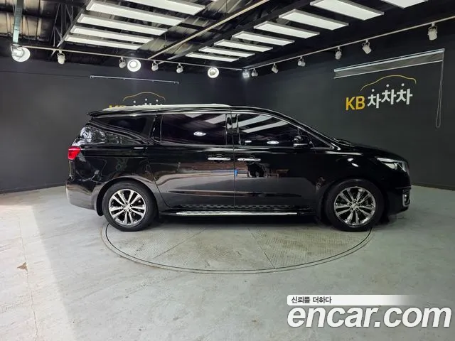 Kia Carnival — интерьер