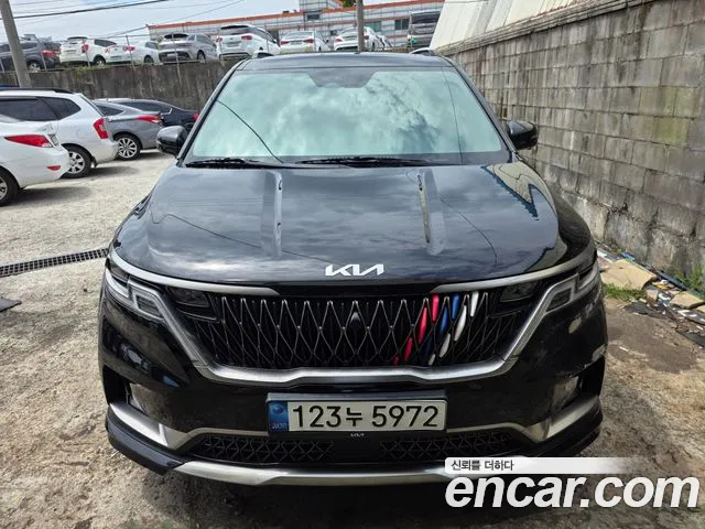 Kia Carnival — экстерьер