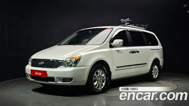 Kia Carnival — экстерьер