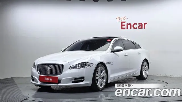 Jaguar XJ — экстерьер