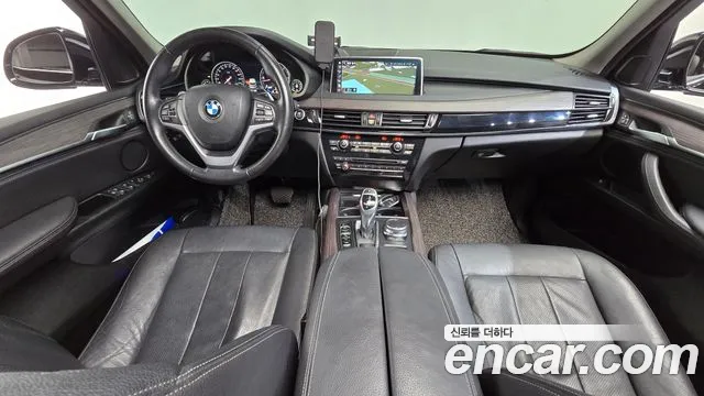 BMW X5 — интерьер