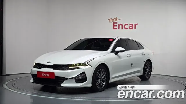Kia K5 — экстерьер