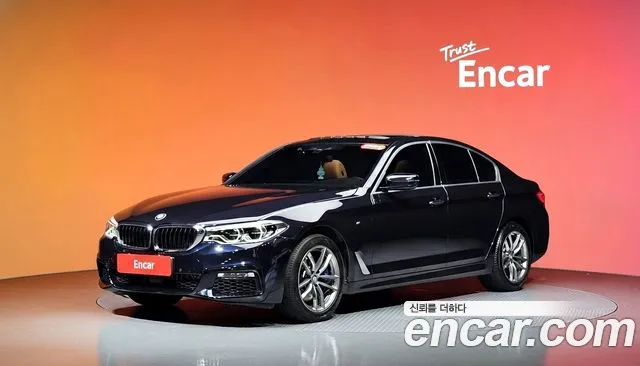 BMW 5 серия — экстерьер