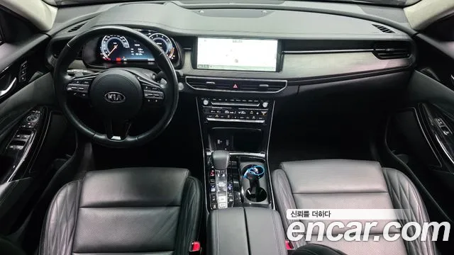 Kia K7 — интерьер
