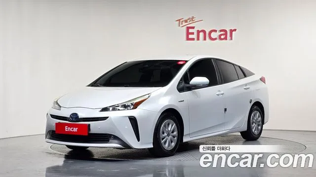 Toyota Prius — экстерьер
