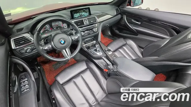 BMW M4 — интерьер