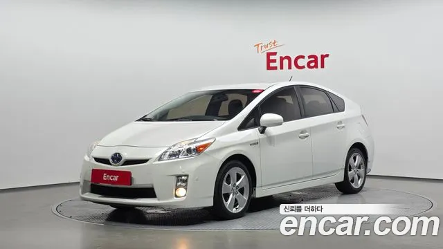 Toyota Prius — экстерьер