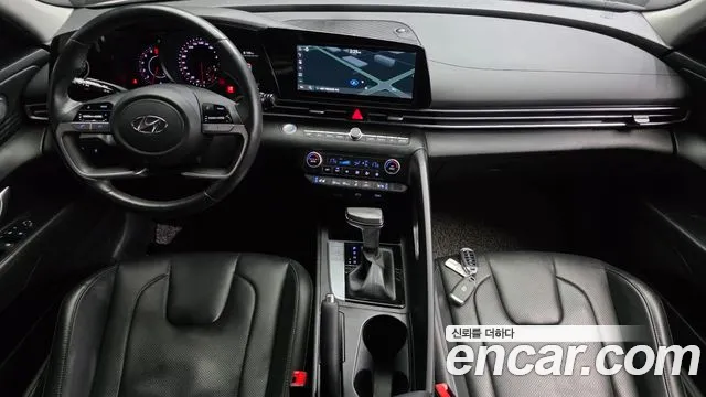 Hyundai Elantra — интерьер
