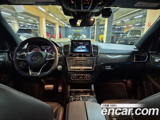 Mercedes-Benz GLE-класс — интерьер