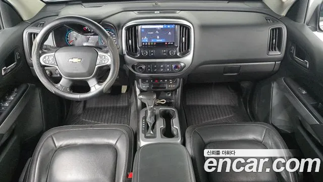 Chevrolet Korea Colorado — интерьер