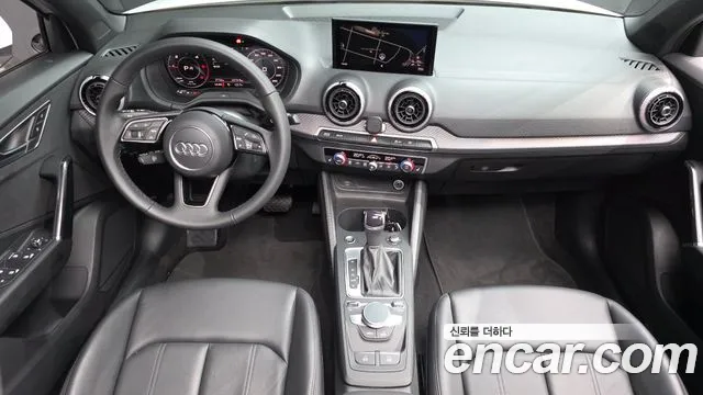 Audi Q2 — интерьер