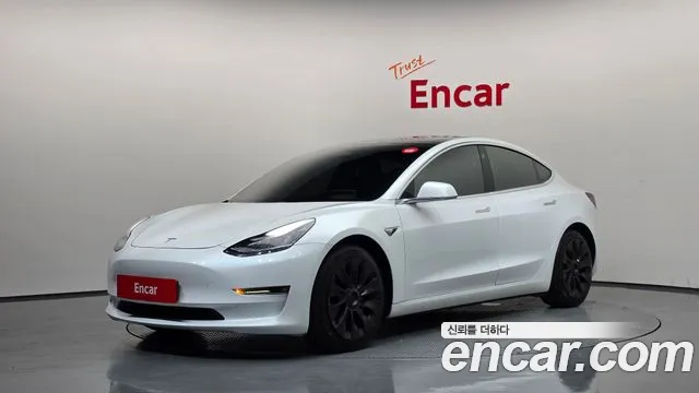 Tesla Model 3 — экстерьер