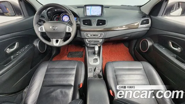 Renault Korea SM3 — интерьер
