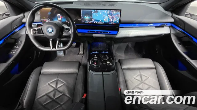 BMW 5 серия — интерьер
