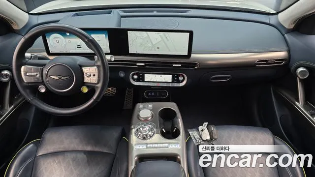 Genesis GV60 — интерьер