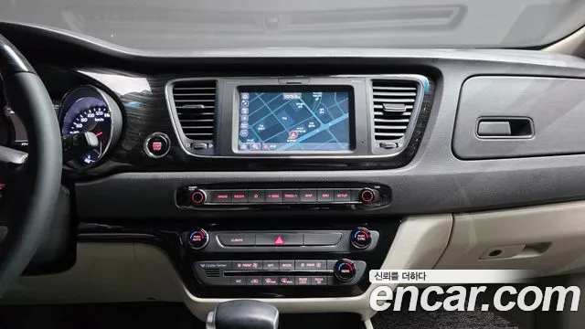 Kia Carnival — интерьер