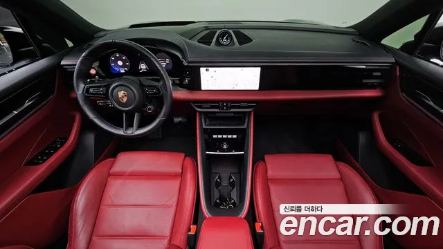 Porsche Macan — интерьер
