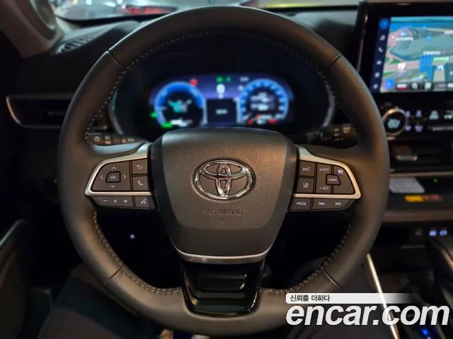 Toyota Highlander — интерьер