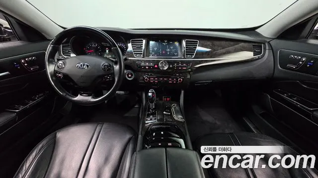 Kia K9 — интерьер