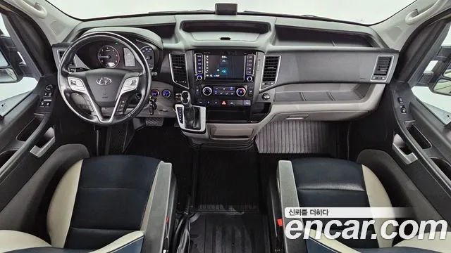 Hyundai Solati — интерьер