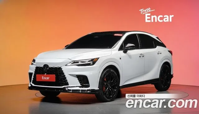 Lexus RX — экстерьер