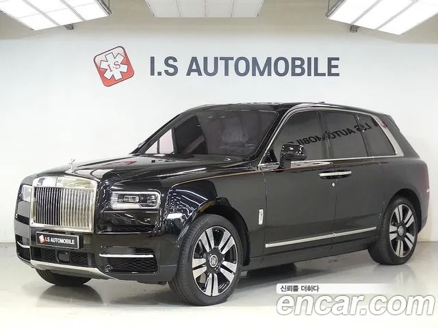 Rolls-Royce Cullinan — экстерьер