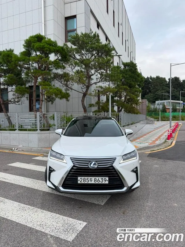 Lexus RX — экстерьер