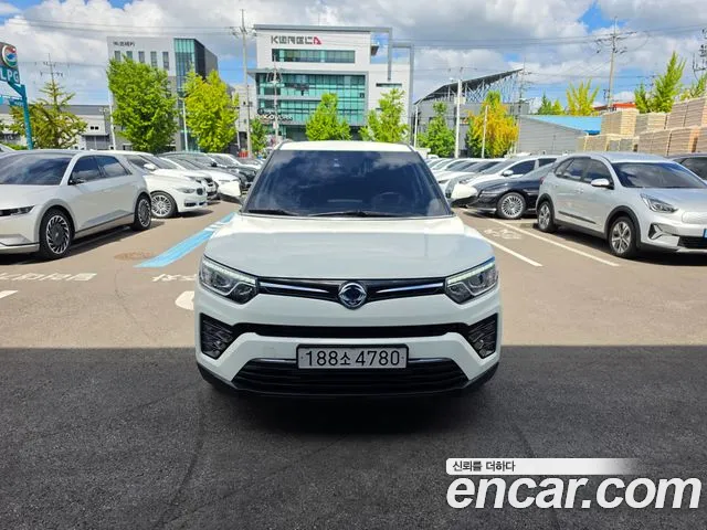 KG Mobility Tivoli — экстерьер