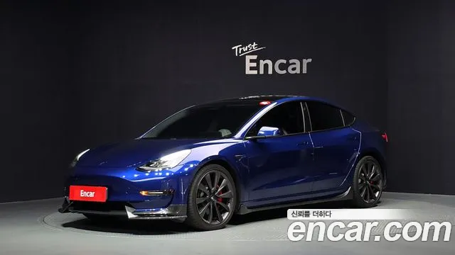 Tesla Model 3 — экстерьер